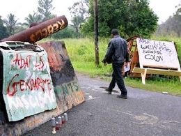 En 2002, Kanaks et Wallisiens, se sont affronts  Saint-Louis sur fond de conflit ethnique-AFP 